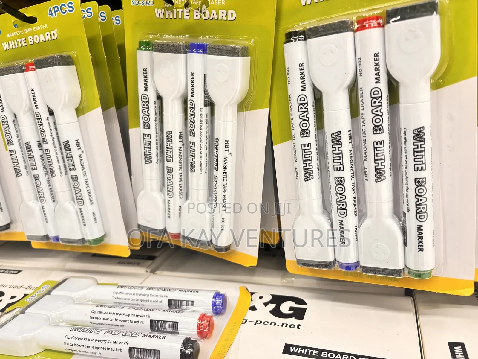 White Board Marker With Magnetic Brush