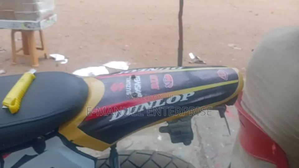 Suzuki DR-Z 2019 Yellow