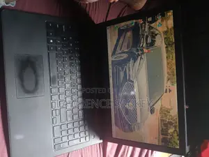 Laptop Dell Inspiron 15 3552 8GB Intel Core i5 HDD 500GB