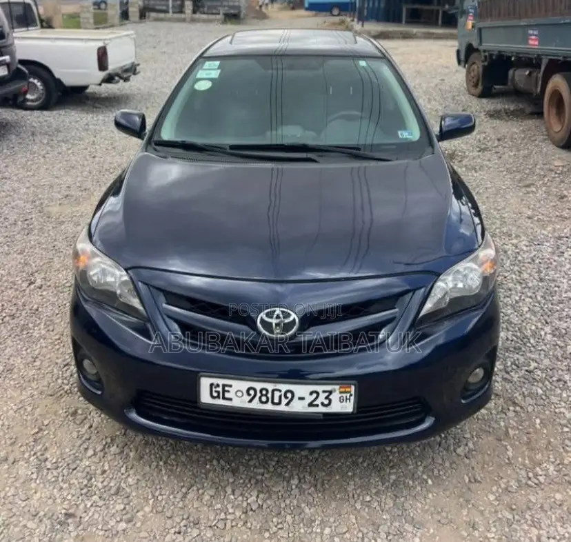 Toyota Corolla S 4dr Sedan (1.8L 4cyl 4A) 2013 Blue