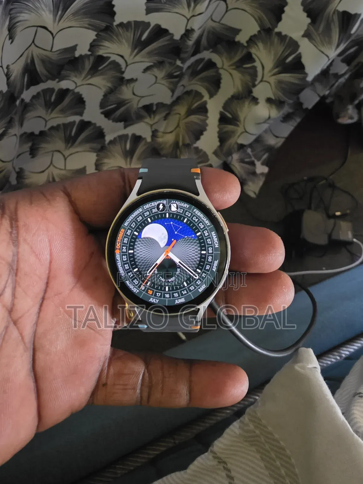 Samsung Galaxy Watch 7, 44m (Plus Different Colour Staps)