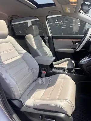Honda CR-V Hybrid 2021 Silver