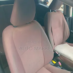 Toyota Vitz 1.3 AWD 5dr 2013 Green