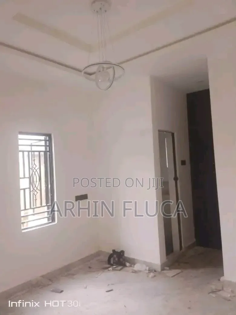 1bdrm Apartment in Ahrin, The Mall for rent
