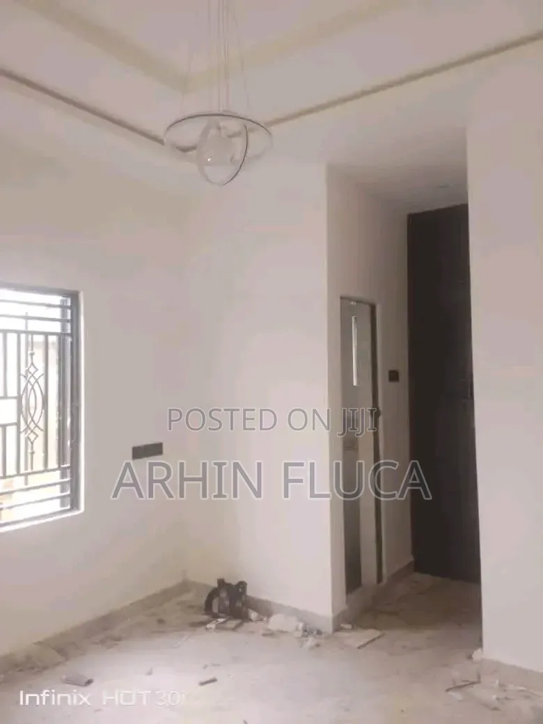 1bdrm Apartment in Ahrin, The Mall for rent