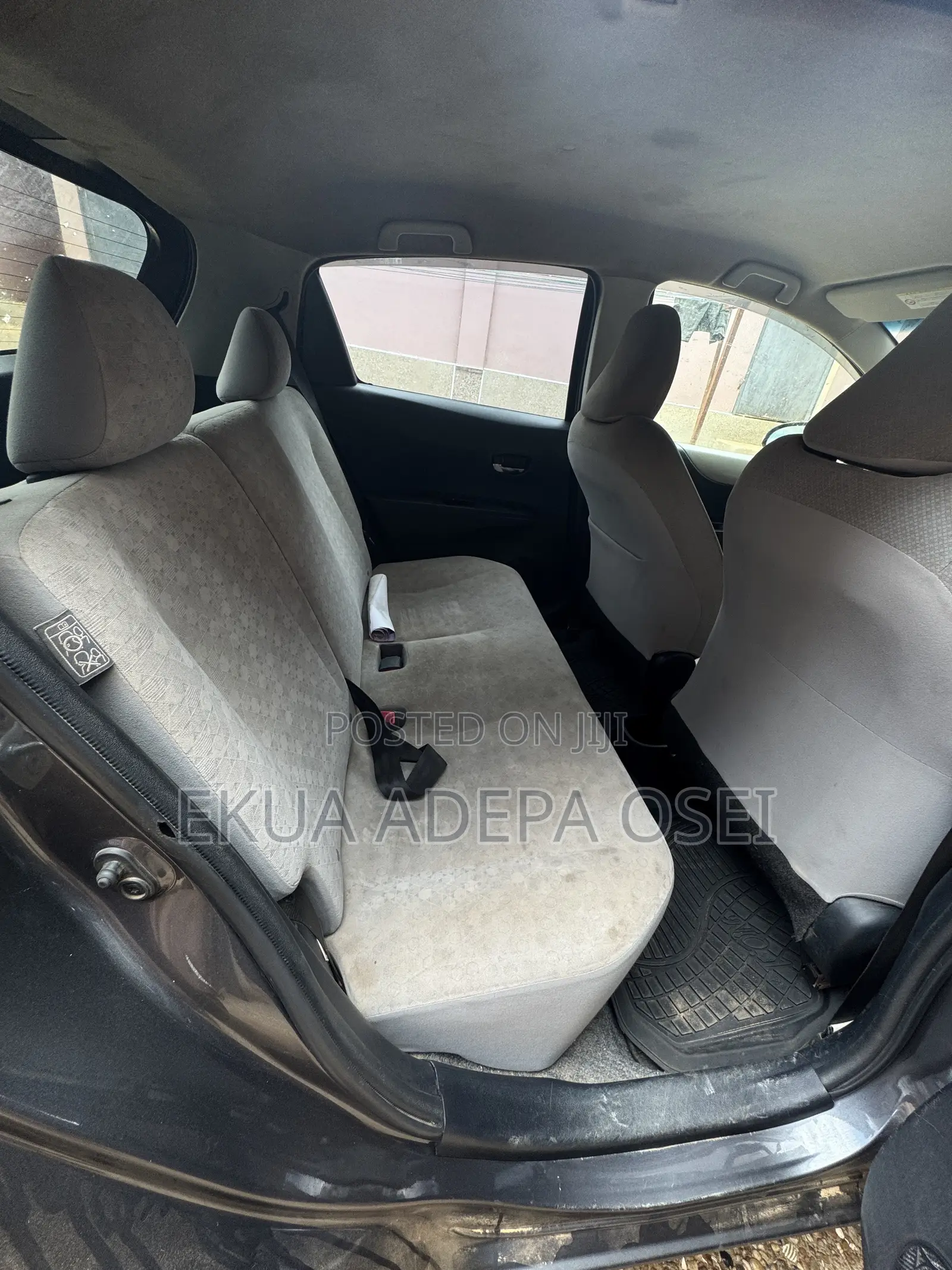 Toyota Vitz 2011 Gray