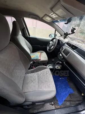 Toyota Vitz 2011 Gray