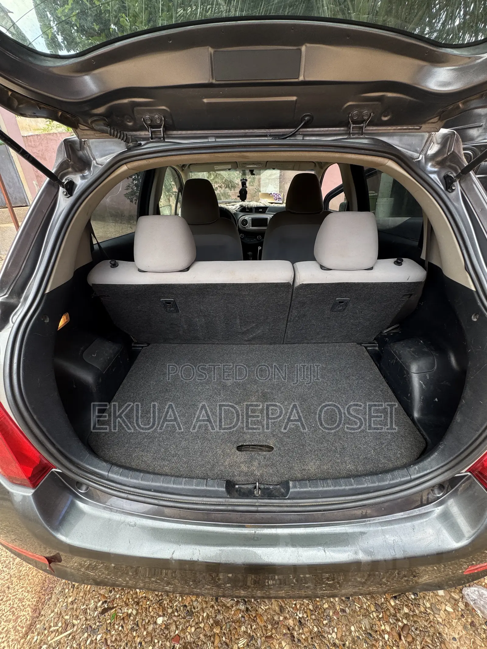 Toyota Vitz 2011 Gray