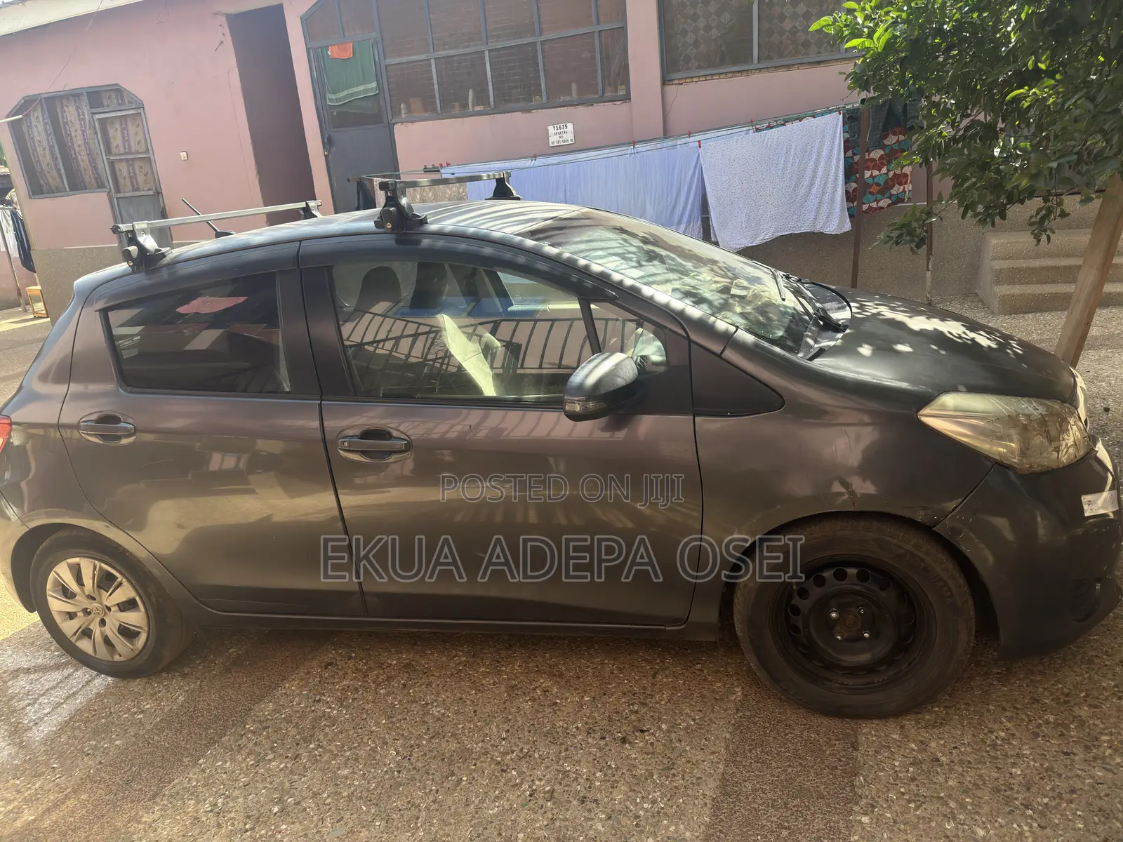 Toyota Vitz 2011 Gray