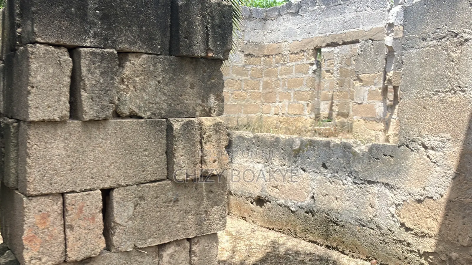 6bdrm House in Atwima Kwanwoma for sale