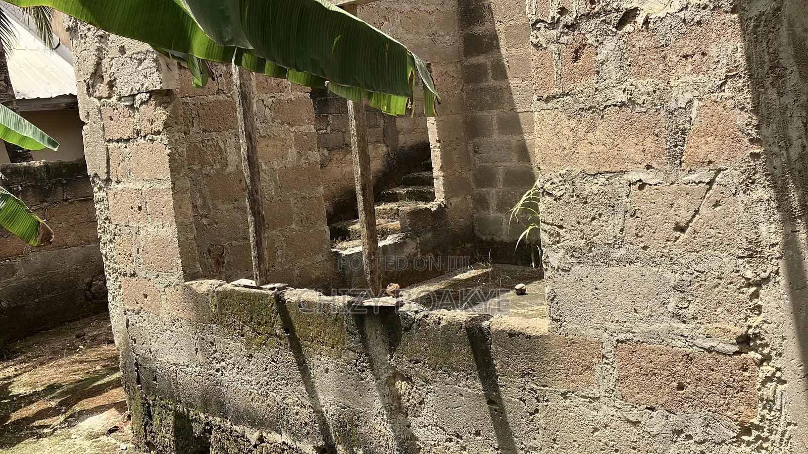 6bdrm House in Atwima Kwanwoma for sale
