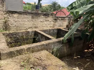 6bdrm House in Atwima Kwanwoma for sale