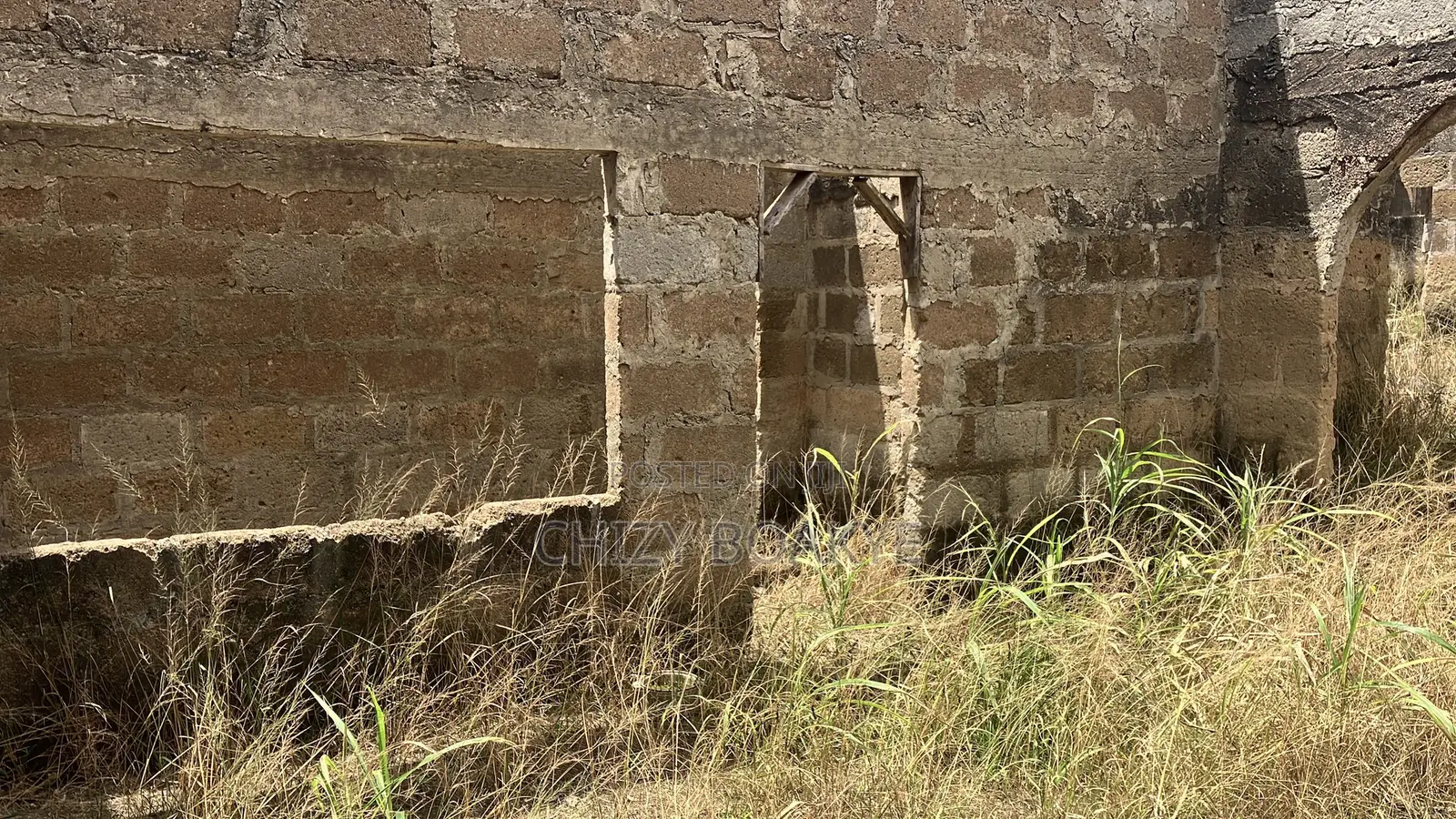 6bdrm House in Atwima Kwanwoma for sale