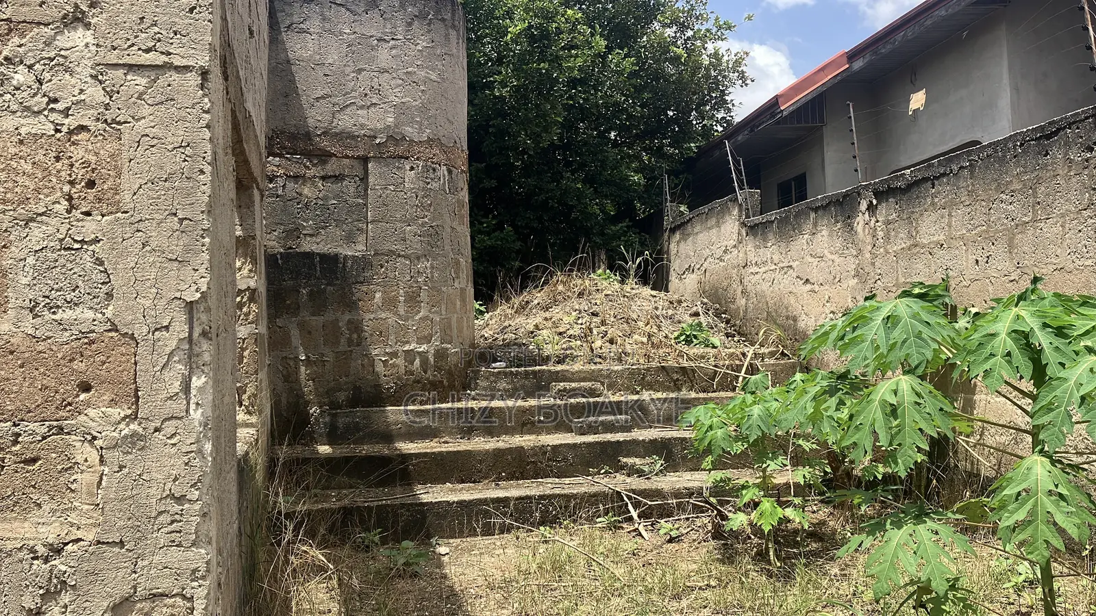 6bdrm House in Atwima Kwanwoma for sale