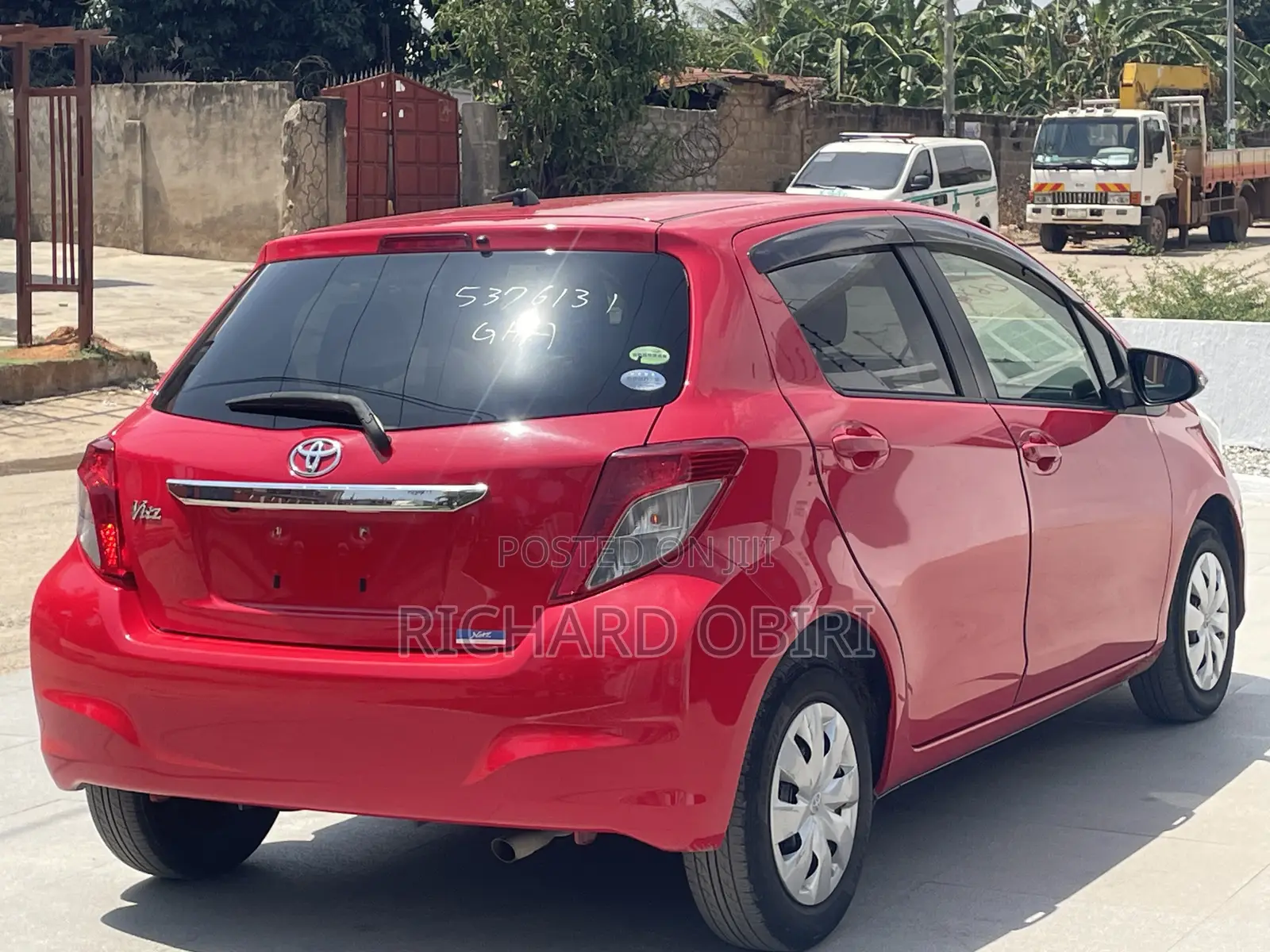 Toyota Vitz 1.3 AWD 5dr 2014 Red