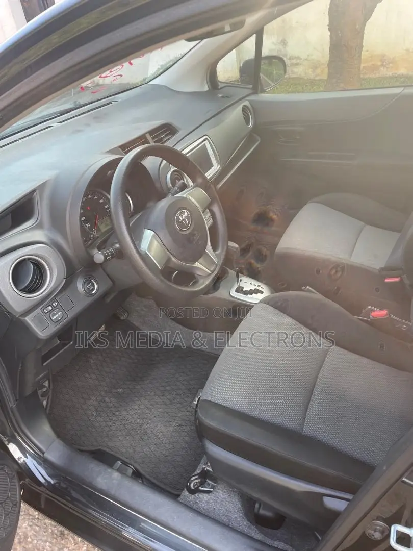 Toyota Vitz 2014 Black