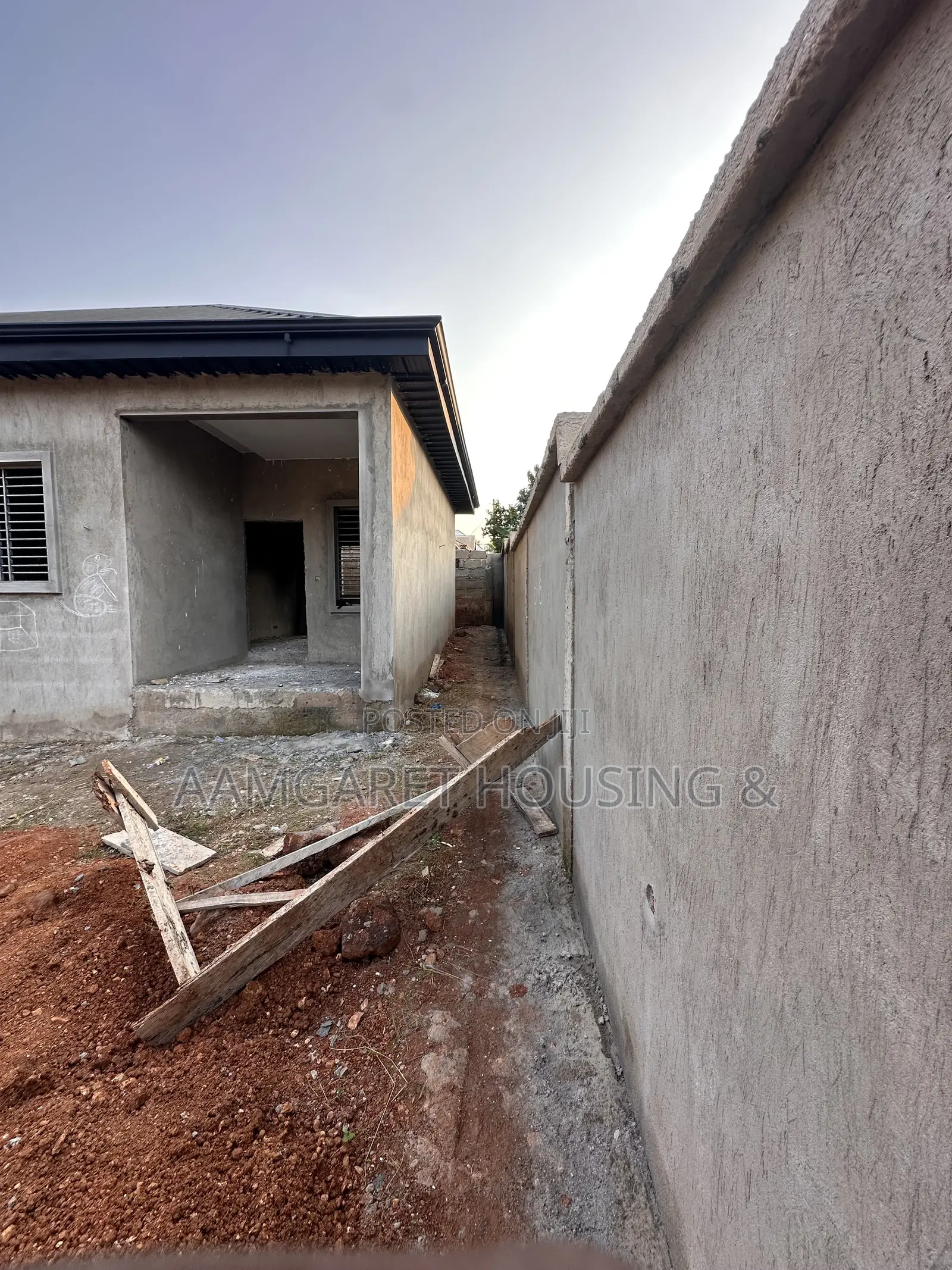 10bdrm Apartment in Berekum Municipal for sale