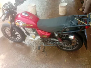 Royal RY125 2026 Red