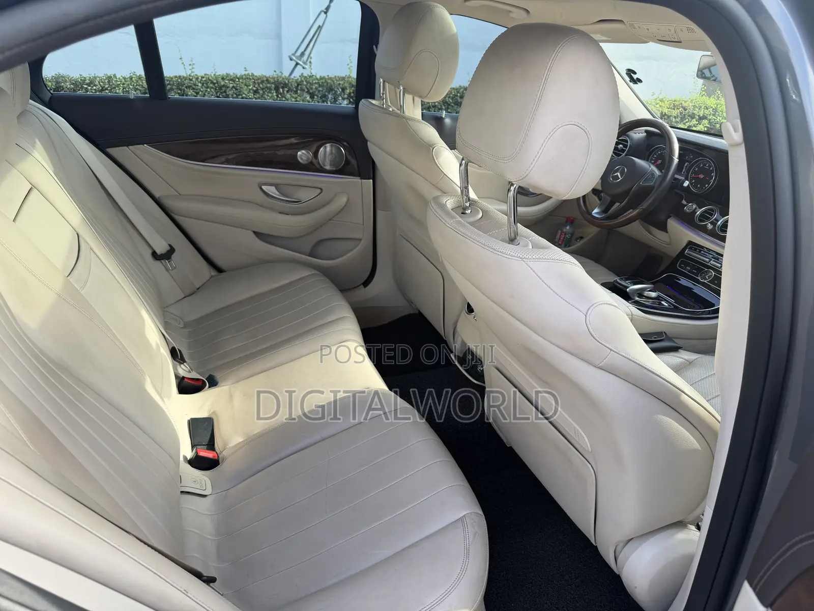 Mercedes-Benz E300 2018 Gray