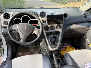 Pontiac Vibe 1.8L 2010 White