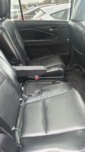 Honda Pilot Touring FWD 2018 Black