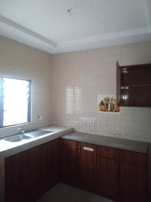 3bdrm House in Modern Properties, Teshie-Nungua Estates for rent