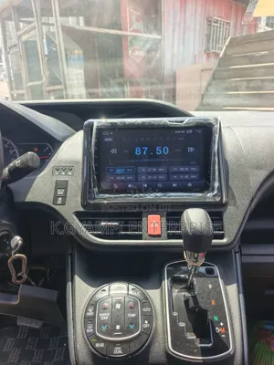 High Quality Android Screen / Tape for Toyota Voxy