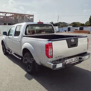 Nissan Navara 2016 Silver