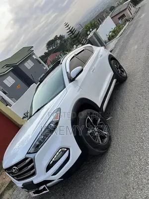 Hyundai Tucson SE AWD 2017 White
