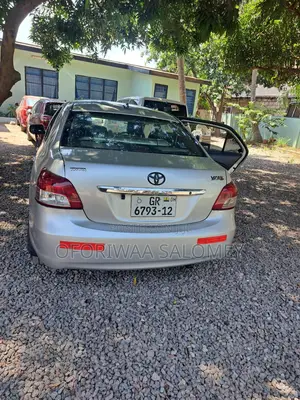 Toyota Yaris 2007 Gray