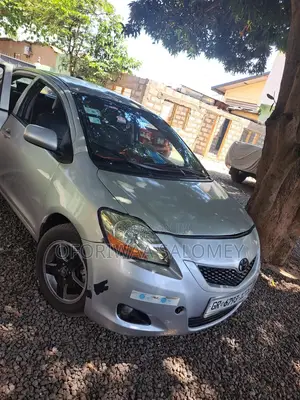 Toyota Yaris 2007 Gray