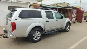 Nissan Navara 2012 Silver