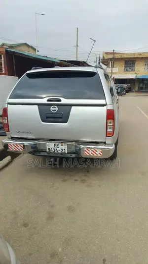 Nissan Navara 2012 Silver