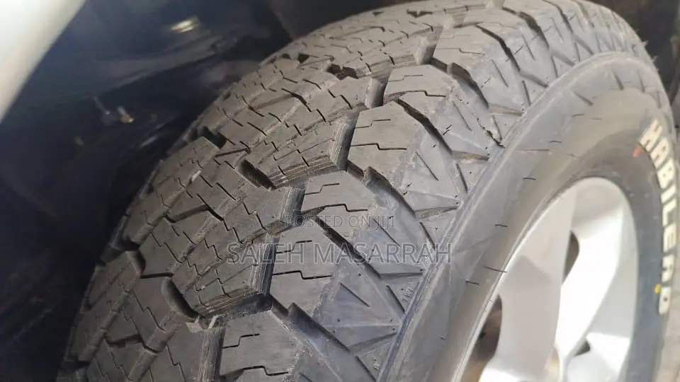 Nissan Navara 2012 Silver