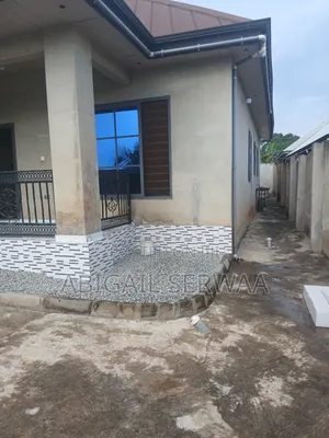 3bdrm House in Canan, Atwima Nwabiagya for sale
