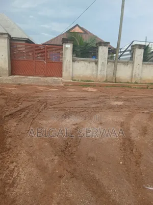 3bdrm House in Canan, Atwima Nwabiagya for sale