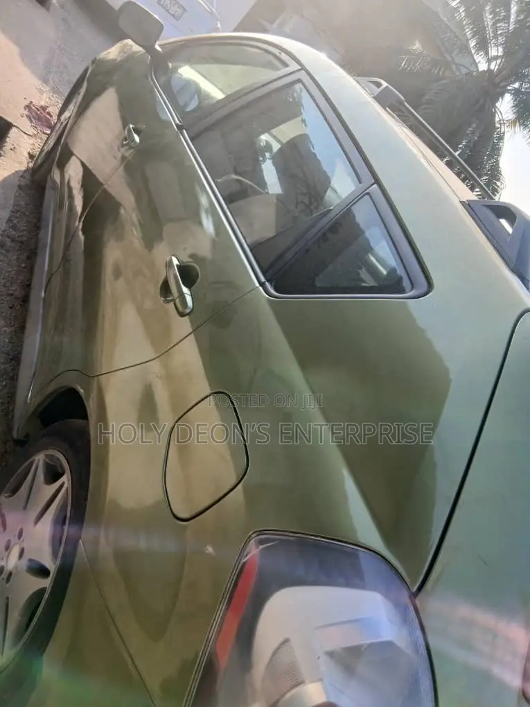 Pontiac Vibe 2.4 4WD 2010 Green