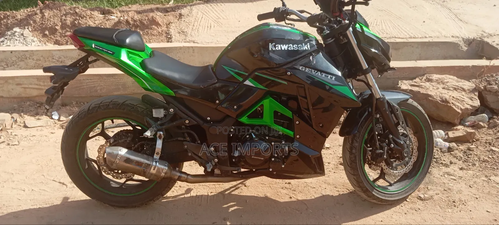 Kawasaki Z400 2021 Green
