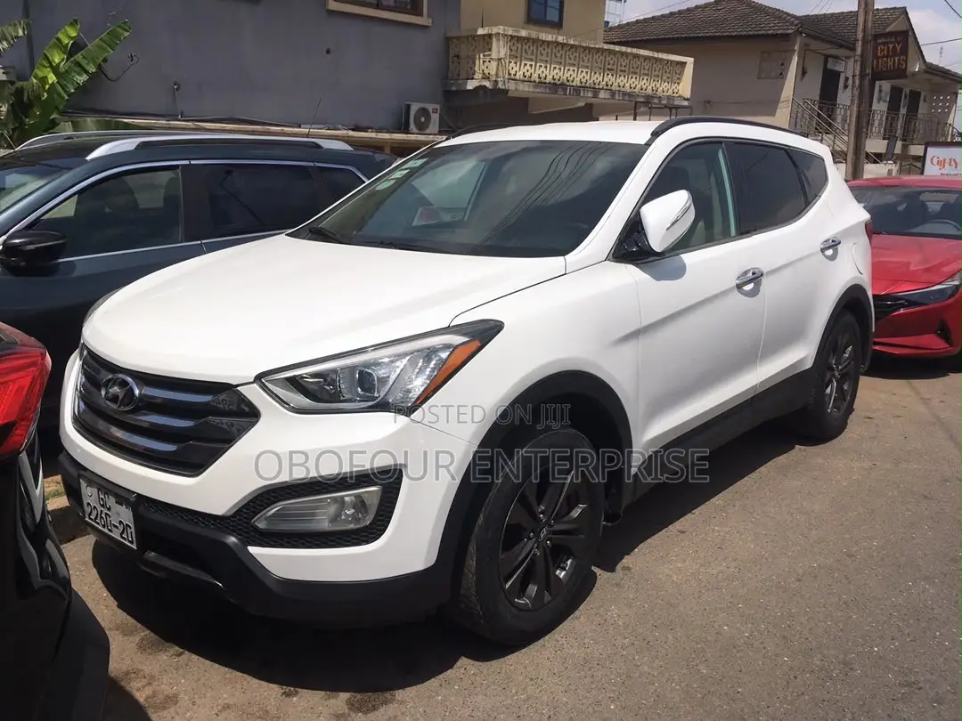 Hyundai Santa Fe 2014 White