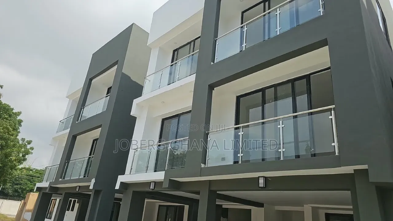 2bdrm Apartment in US Embassy Area for sale