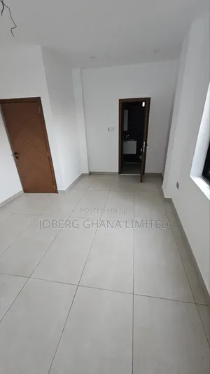 2bdrm Apartment in US Embassy Area for sale