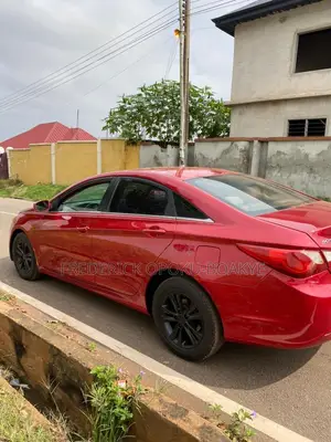 Hyundai Sonata 2012 Red