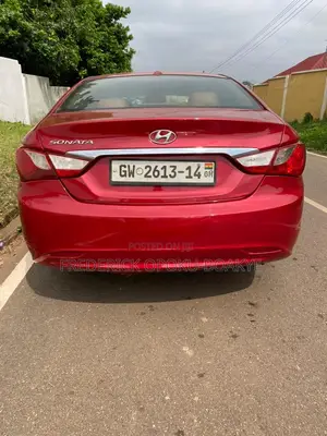 Hyundai Sonata 2012 Red