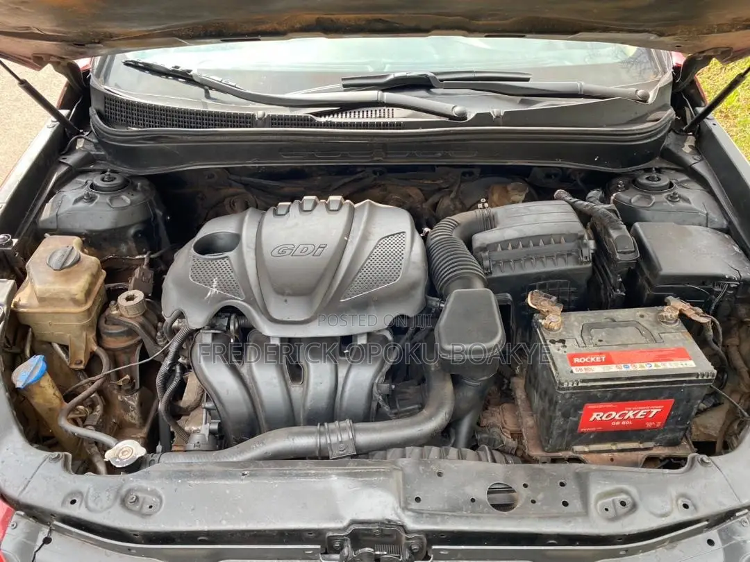 Hyundai Sonata 2012 Red