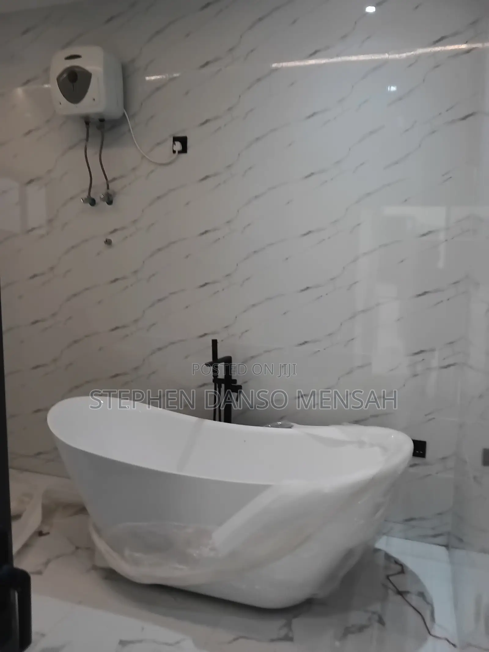 5bdrm Apartment in Stephen Properties, Asokore Mampong Municipal
