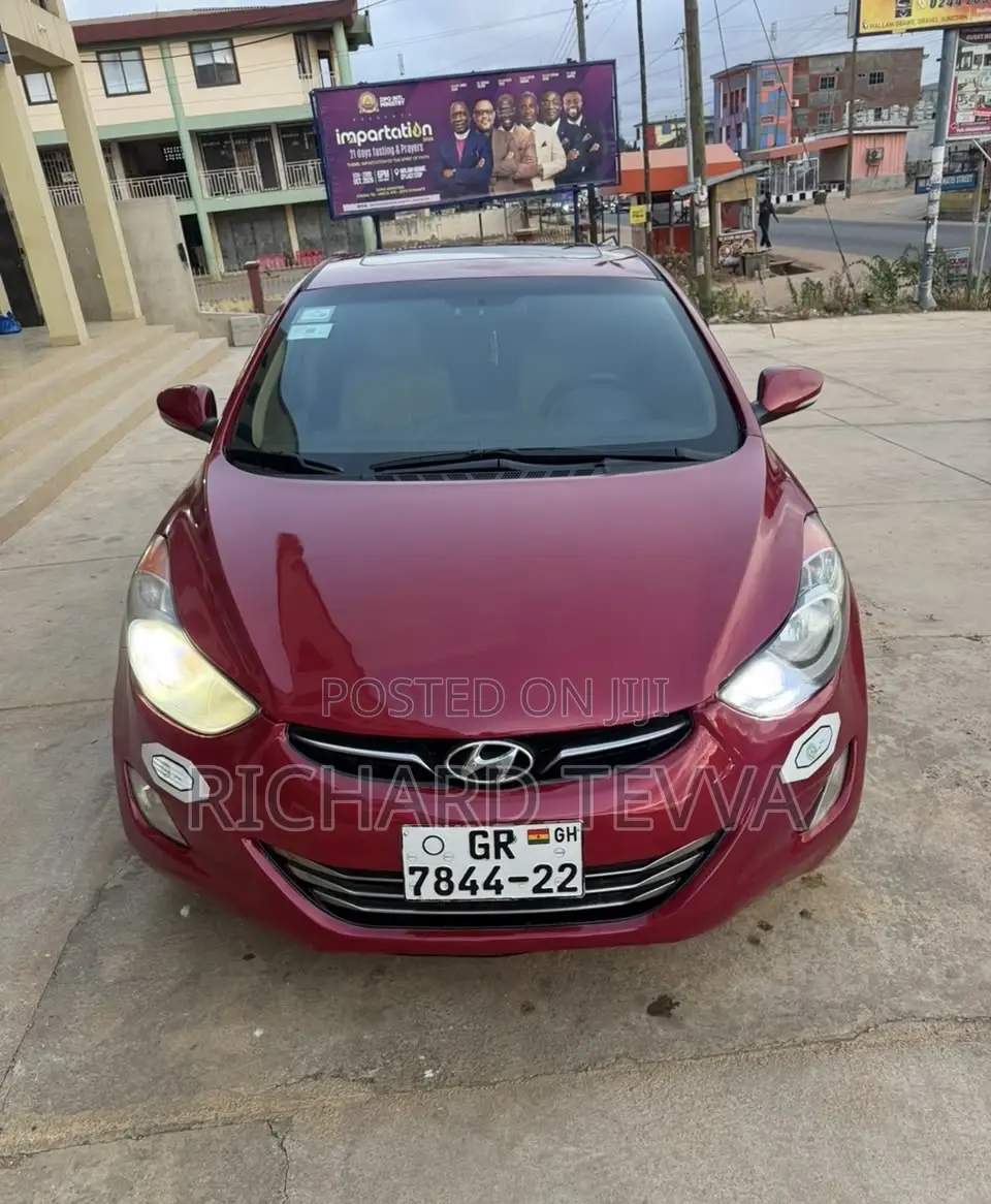 Hyundai Elantra Limited Sedan FWD (1.8L 4cyl 6A) 2013 Red