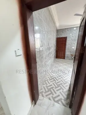 2bdrm Apartment in Resideright, Ablekuma for rent