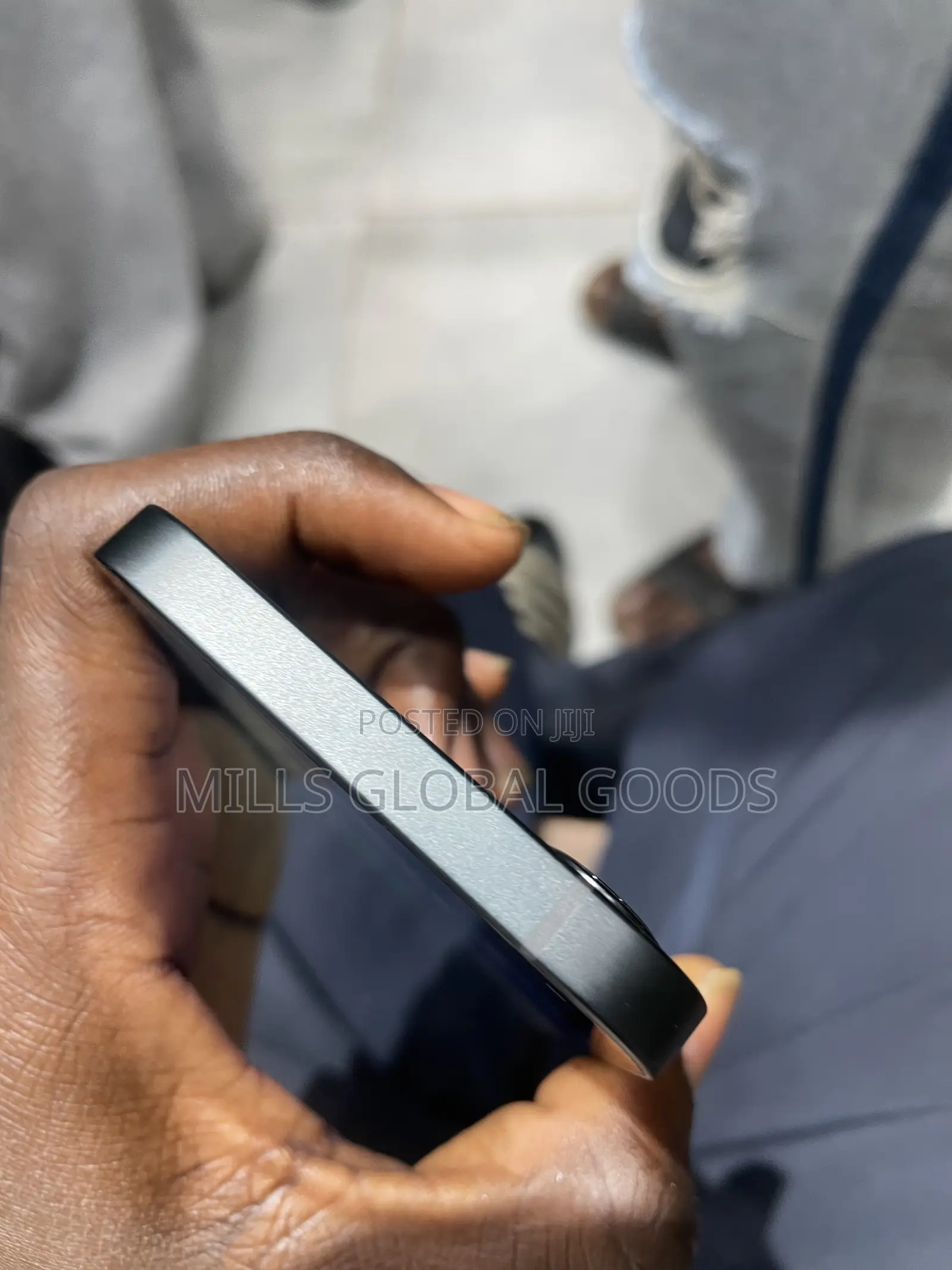 Apple iPhone 16e 128 GB Black