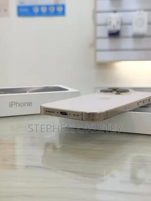 New Apple iPhone 16 Pro Max 256 GB Gold