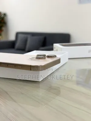 New Apple iPhone 16 Pro Max 256 GB Gold